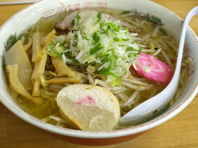 苫小牧ラーメン 味の五十番 その6 (塩もやしこってりラーメン)_d0153062_20042249.jpg