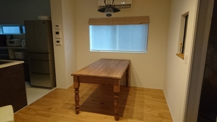 ダイニングテーブ納品_e0269185_17164603.jpg