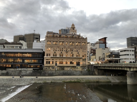 河原町北京料理「東華菜館」_c0388708_19392755.jpeg