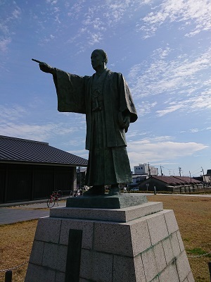 棚田嘉十郎の銅像 2020 12 22 Beyonyoの旅日記 棚田嘉十郎の銅像 2020 12 22 Beyonyoの旅日記