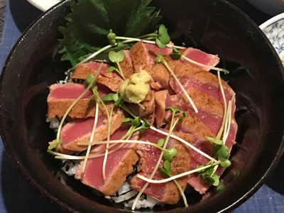 鮪の炙り漬け丼 マゴチの昆布締めの酢の物と煮こごり やせっぽちソプラノのキッチン2 鮪の炙り漬け丼 マゴチの昆布締めの酢の物と煮こごり やせっぽちソプラノのキッチン2