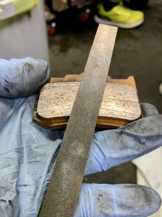 2001 FXDL ブレーキキャリパー丸洗い！_c0226202_21082165.jpeg