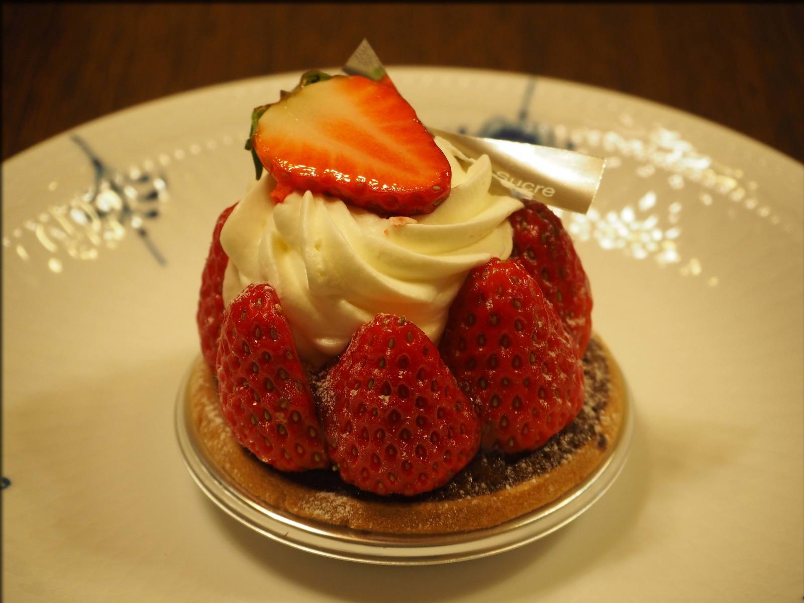 Sucre-rieのいちごのタルト@人形町_b0054329_08555616.jpg