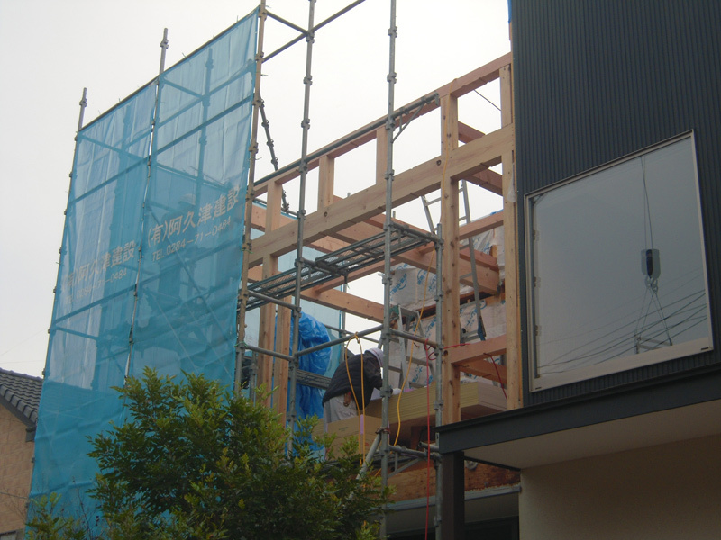 HOUSE-TKTは建て方完了!_c0148401_11510505.jpg