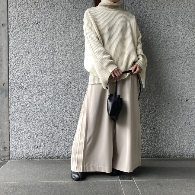 CLANE バックフリルタートルネックニットトップス alazhar49