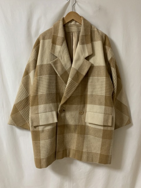 Old Coat & Designer\'s Set-Up_d0176398_18421016.jpg