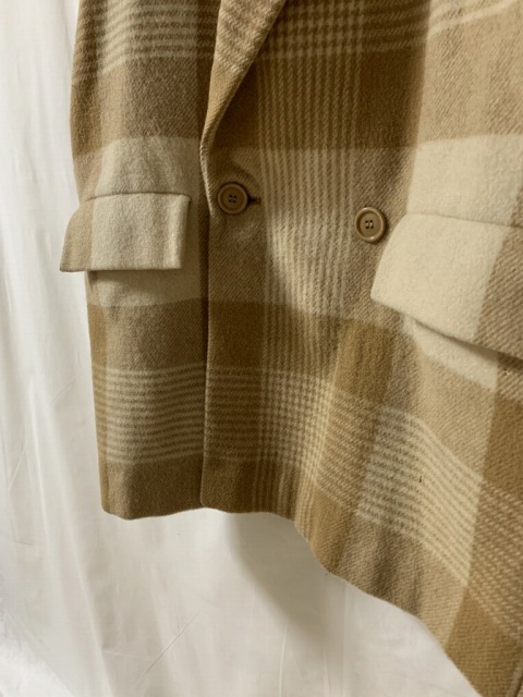 Old Coat & Designer\'s Set-Up_d0176398_18421995.jpg