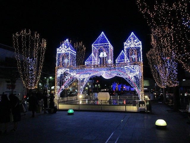 「時短要請」が始まったクリスマス直前の23日 対照的な富士市吉原と静岡市中心街_f0141310_07380281.jpg