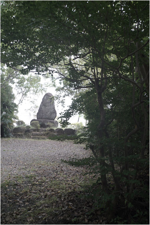 2207　穏やかな街（2020年5月22日エルマー35mmF3.5なら奈良町によく慣れていて）_b0226423_23102956.jpg