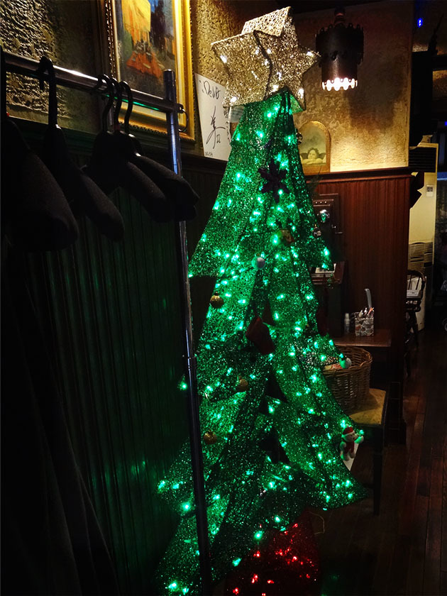 大滝町『Cafè de La Paix（カフェ・ド・ラペ）』の「コーヒーフロート」_c0119263_18164363.jpg