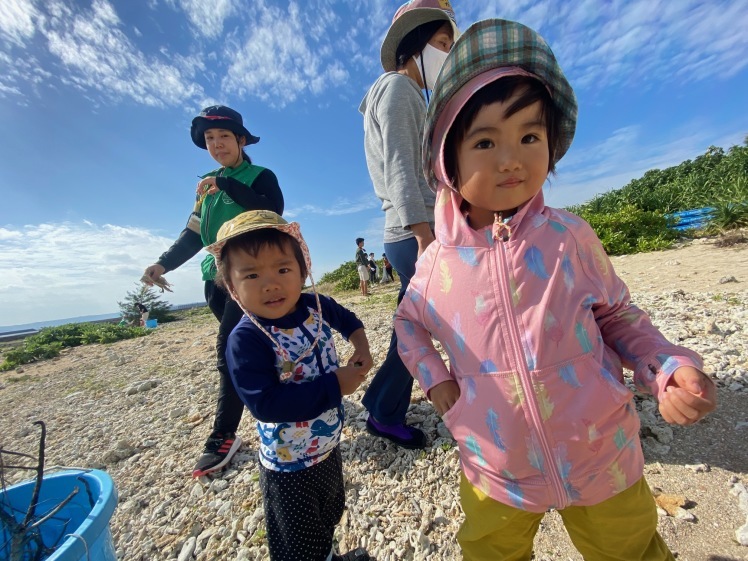 青空ようちえん〔週末〕冬のたき火遊び&冬の海でがっつりSUP遊び(12/26)今年最後の海遊びは気持ちよかった!焚き火も暖かかった〜! #中城村 #冬の海_d0363878_19535290.jpg