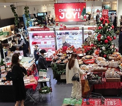 茂助だんごの練り切りは クリスマス_a0264383_21395995.jpg