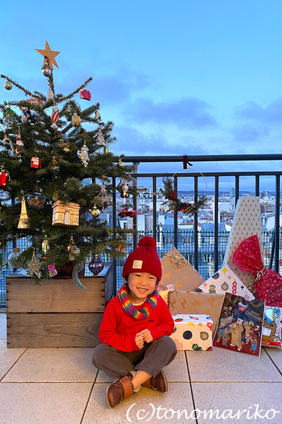 お正月モードの日本へ今更メリークリスマス!!_c0024345_23055398.jpg