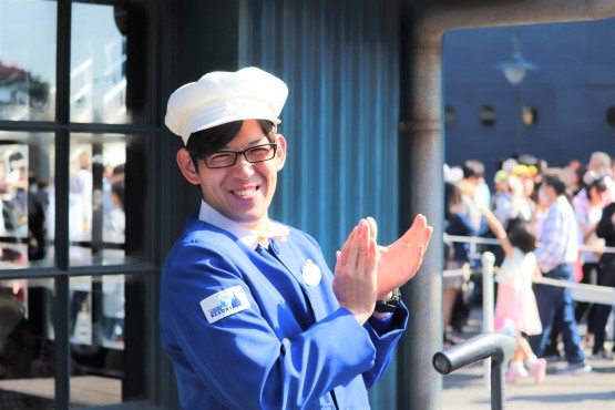 リクエスト企画 ファンカストーディアル Wadaさん 東京ディズニーリポート