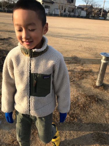 子供ちゃんにもアウター支度を！_e0357389_13352463.jpg