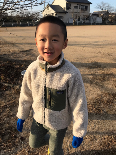子供ちゃんにもアウター支度を！_e0357389_13364975.jpg