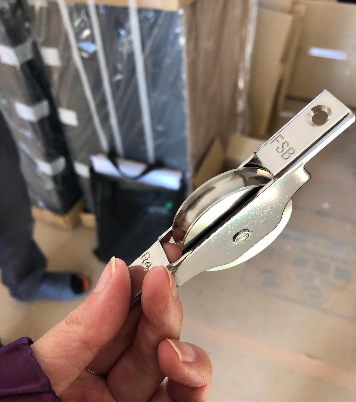 真鍮製の建築金物_a0129492_04124290.jpeg