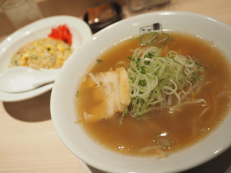 江南 名古屋駅 セントラルタワーズ店 ランチの らーめん 小炒飯 セット Samのlifeキャンプブログ Doors In Out 江南 名古屋駅 セントラルタワーズ店 ランチの らーめん 小炒飯 セット Samのlifeキャンプブログ Doors In Out