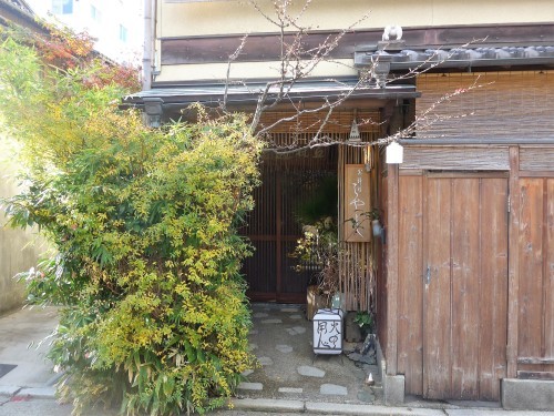 京都・出町柳「御料理はやし」へ行く。_f0232060_00205429.jpg