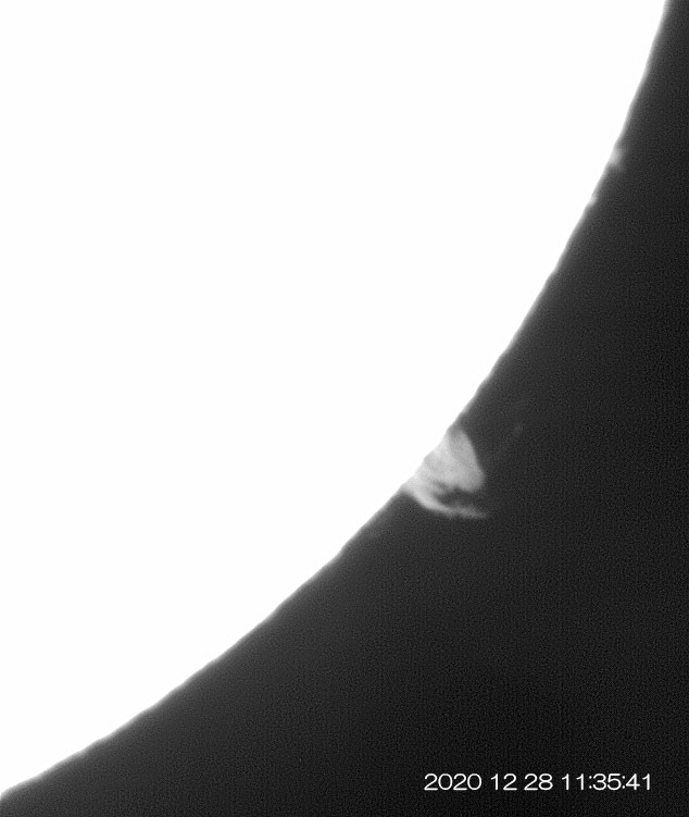 12月28日の太陽_e0174091_14563453.jpg