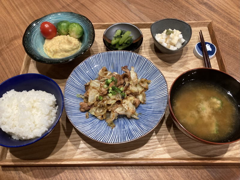 献立 豚肉とキャベツの甘辛味噌炒め 明太ポテトサラダに芽キャベツとミニトマト 野沢菜漬 長芋わさびポン酢 オクラのお味噌汁 Kajuの 今日のお料理 簡単レシピ 献立 豚肉とキャベツの甘辛味噌炒め 明太ポテトサラダに芽キャベツとミニトマト 野沢菜漬 長芋わさびポン酢 オクラのお味噌汁 Kajuの 今日のお料理 簡単レシピ