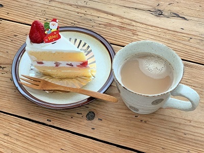 クリスマスのお弁当 と ケーキ♪_d0249193_23300502.jpg