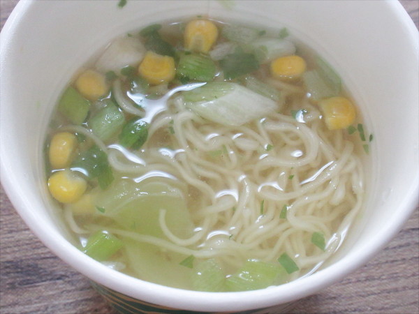 【IKEA】プラントベースラーメン(野菜ベースの塩味)_c0152767_15255490.jpg