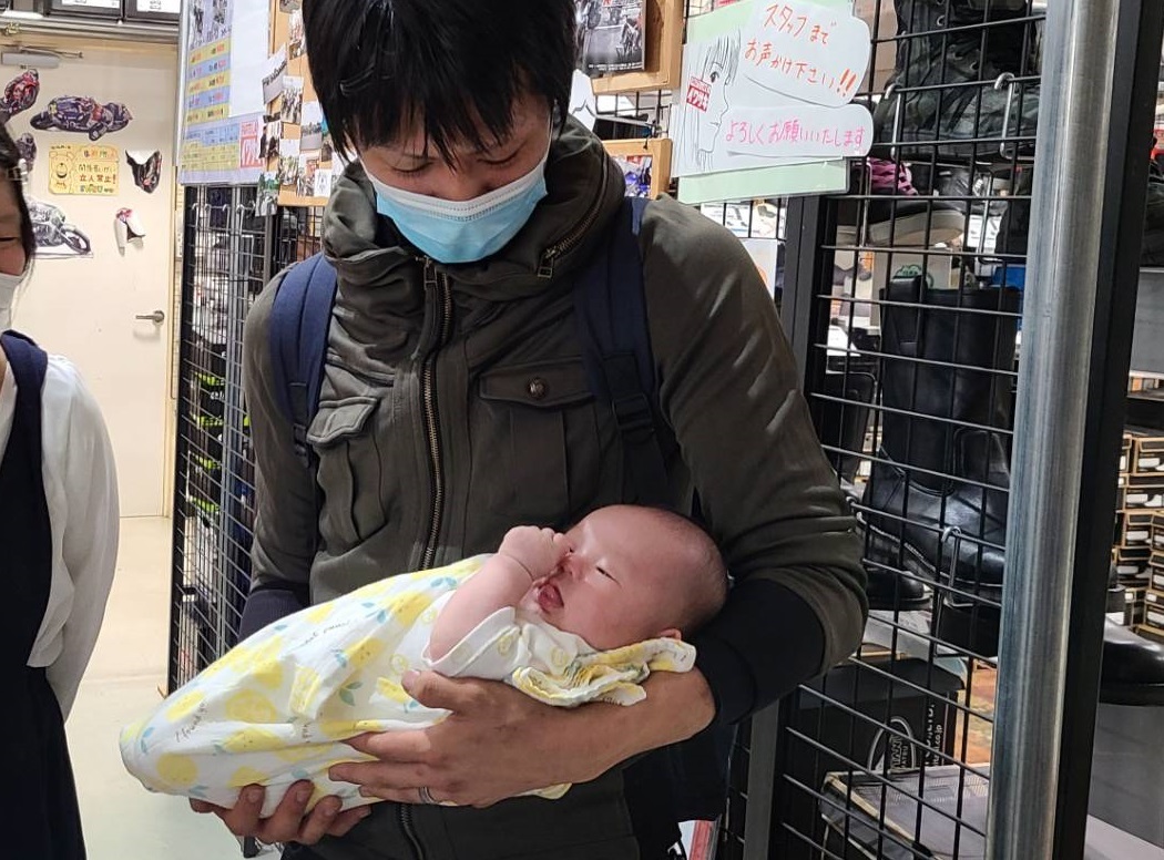 イワサキ松山店からご挨拶。_b0163075_08184402.jpg