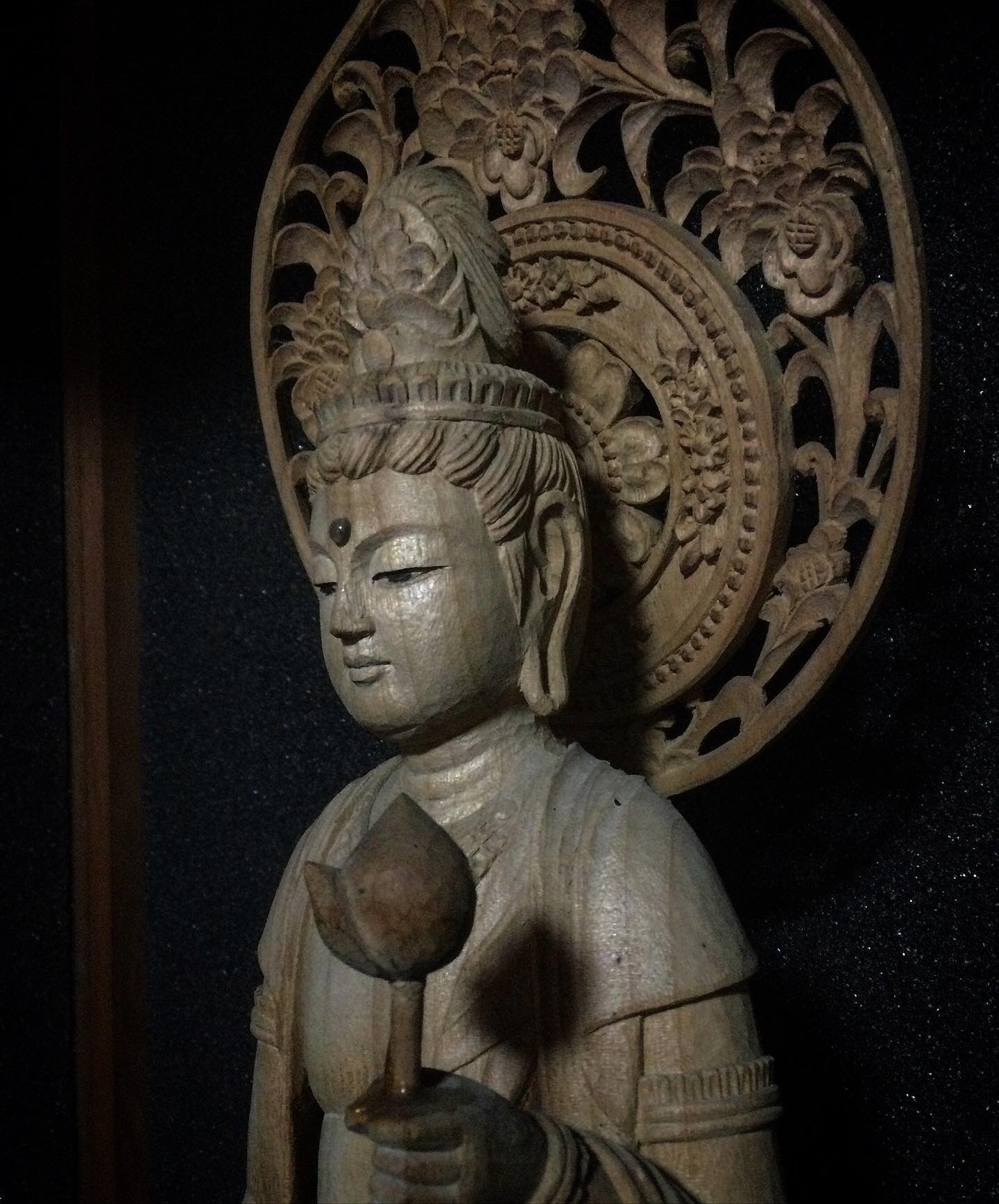 若き頃の聖観音立像菩薩制作を訪ねる旅にて_f0389753_16205362.jpeg