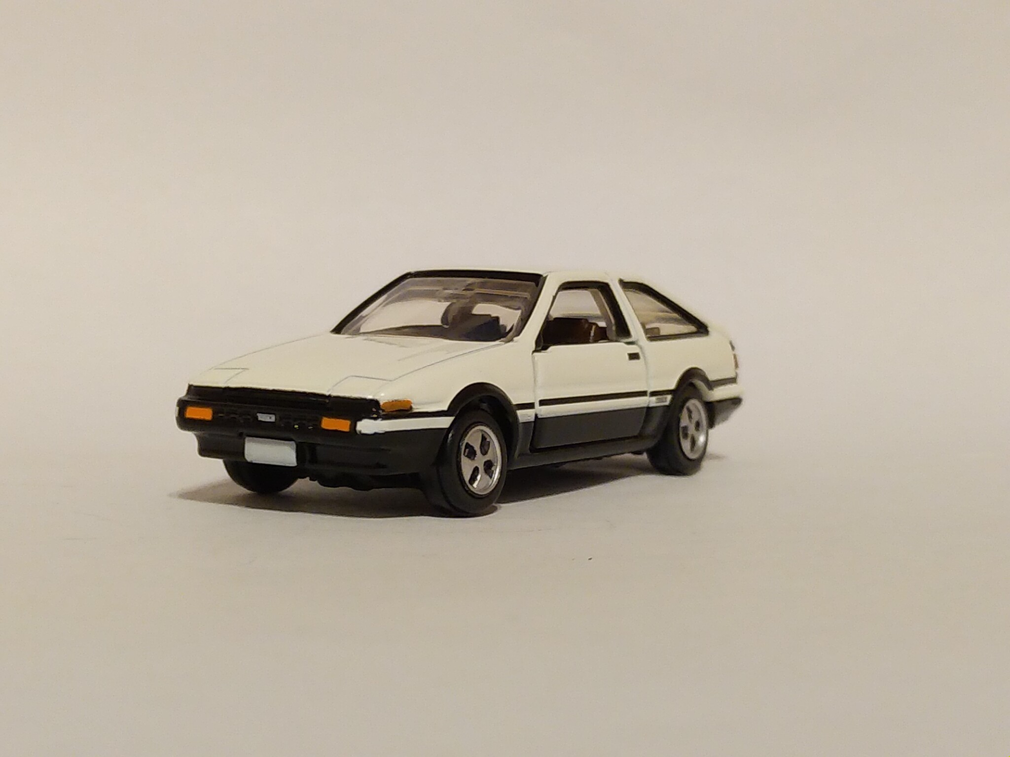 タカラトミー トミカプレミアム40 トヨタ スプリンター トレノ ａｅ８６ 燃やせないごみ研究所
