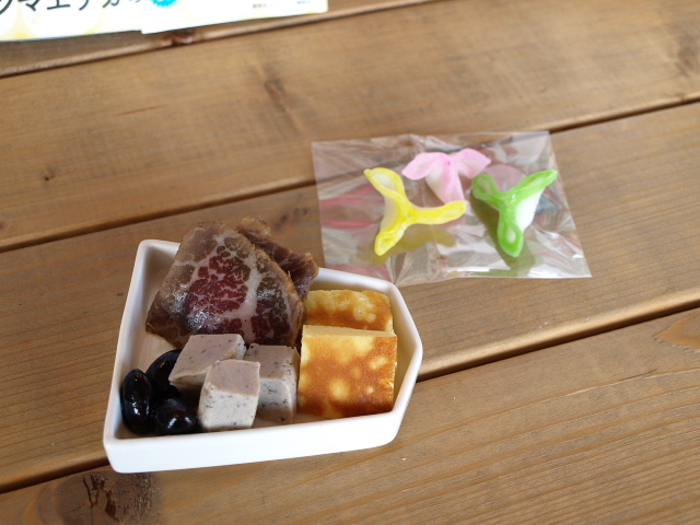 たなかのぴざや　その３６ (ピザ 舞茸と原木椎茸)_d0153062_06532981.jpg