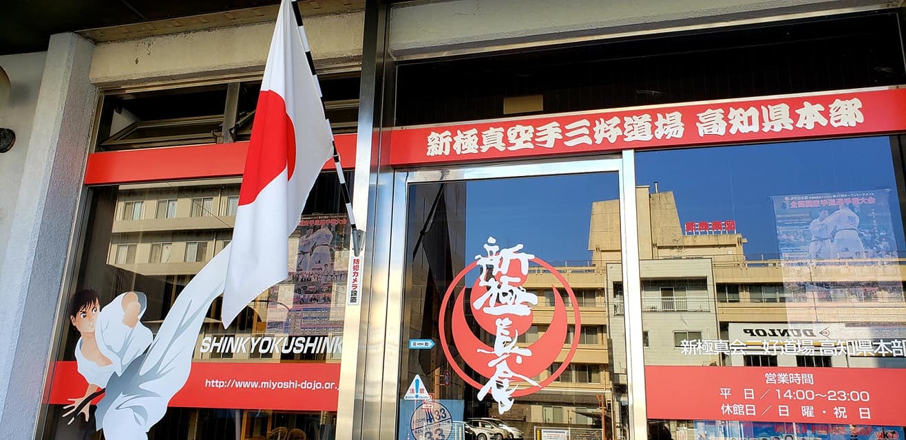 今年も一生懸命頑張るので、天国から見守ってくれるように祈って来ました。_c0186691_17593716.jpg