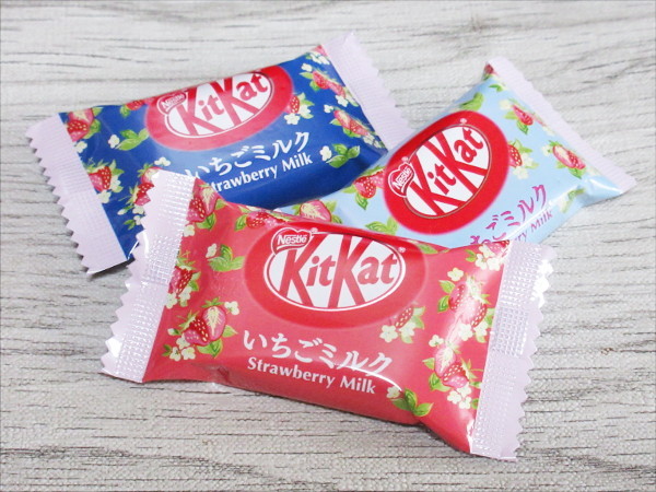【Nestle】Kit Kat（キットカット）ミニ いちごミルク味_c0152767_20015350.jpg
