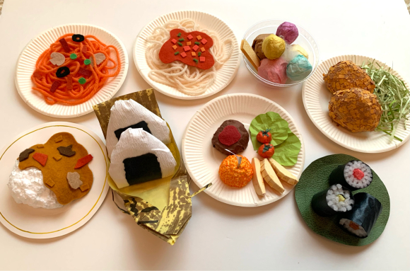 手作りおもちゃでレストランごっこ 早未恵理の あそび Tips