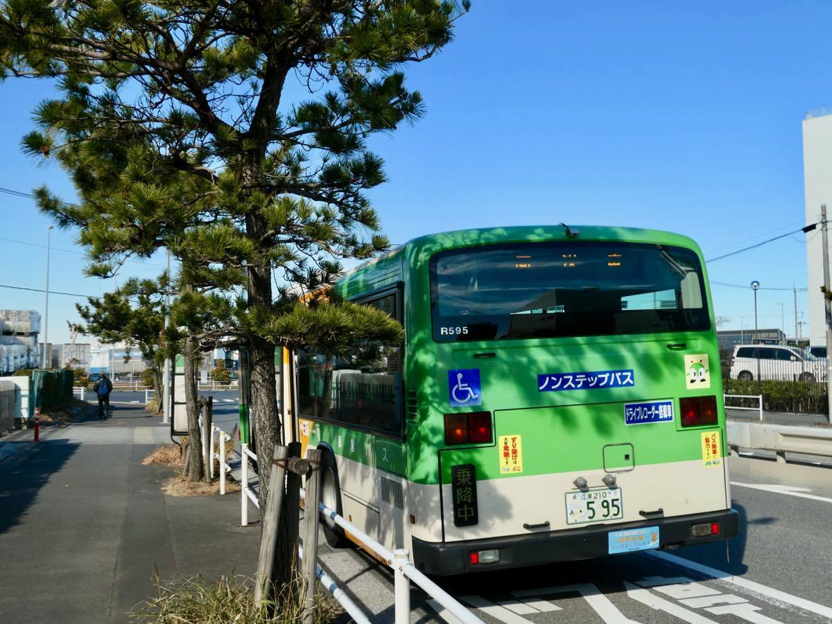 中央防波堤に行ったら 追い返されたでゴザル 黄色い電車に乗せて 中央防波堤に行ったら 追い返されたでゴザル 黄色い電車に乗せて