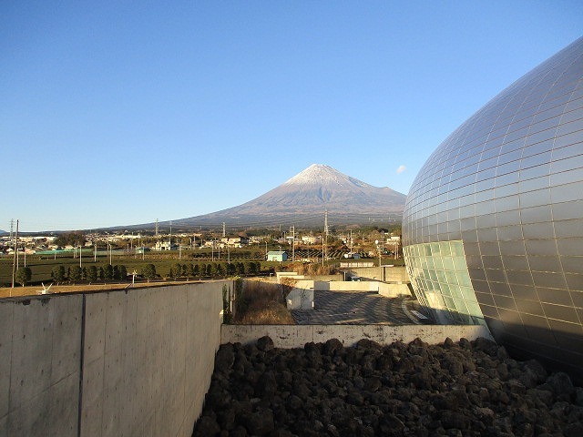 今年の初夢 富士山をバックにしたスポーツクライミングの世界大会_f0141310_08134120.jpg
