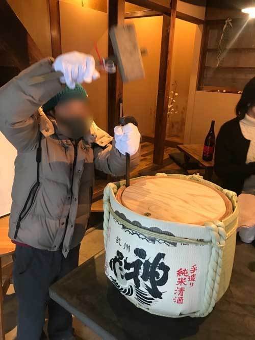 【(山梨グルメ)新春イベント!!韮崎市「コワン」で「神亀」の樽酒を呑む!!】_a0005436_21513148.jpg