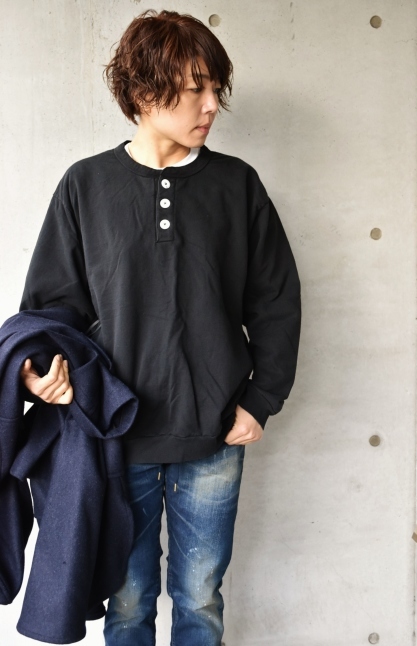 DUFFLE COAT　　英国製　　　変わり種★★_d0152280_19500843.jpg