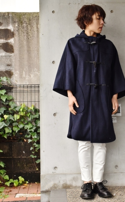 DUFFLE COAT　　英国製　　　変わり種★★_d0152280_19584402.jpg