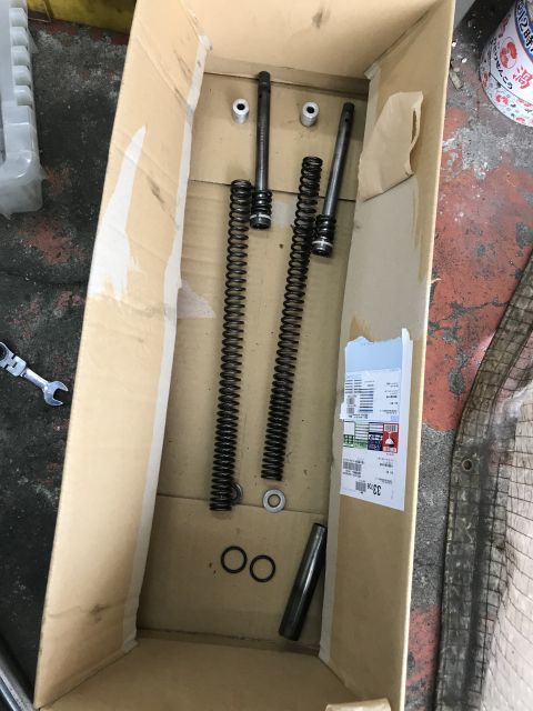 ビラーゴ250 カスタム I様号フロント周り_a0164918_16462019.jpg