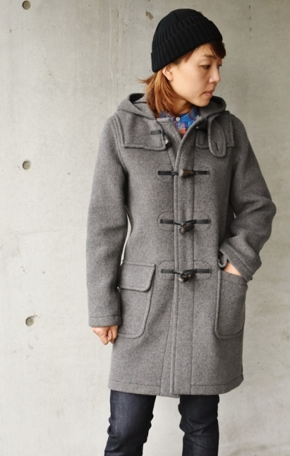 DUFFLE COAT　  英国製　   王道少々ヒネリ★_d0152280_11124435.jpg