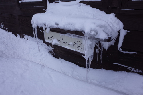 わぁ~~~凄い雪!_b0207642_12295108.jpg