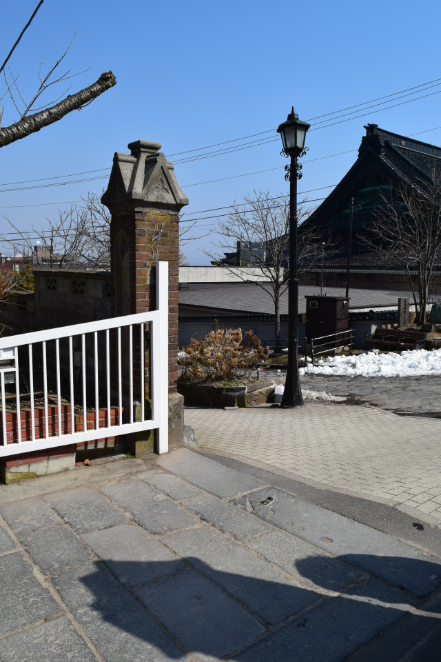 函館市元町の旧亀井喜一郎邸(建築家・関根要太郎作品再見2021)_f0142606_01284642.jpg