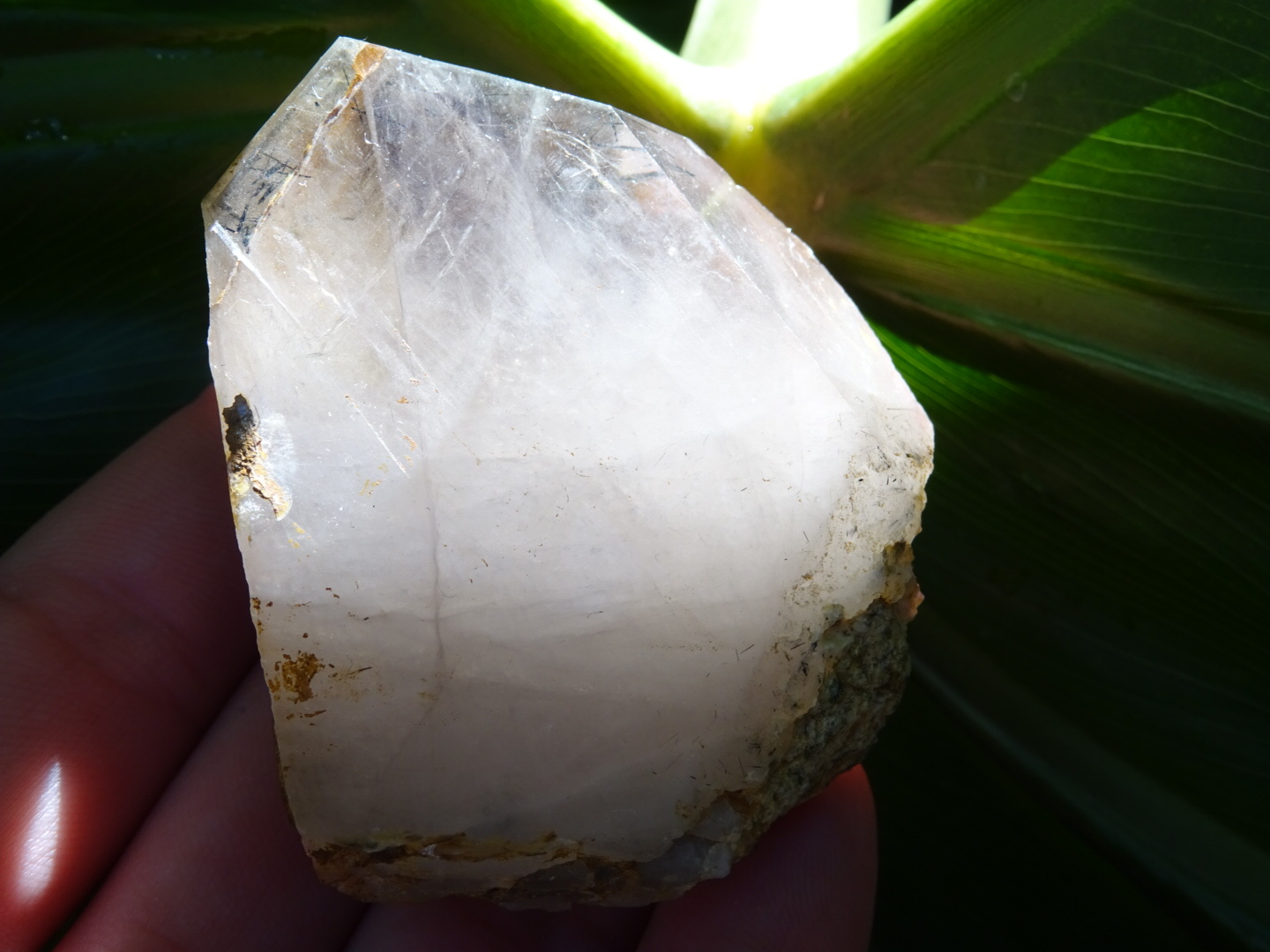 ザギマウンテンクォーツ　慈愛と救済の聖なる水晶　奇跡の黄金の矢 ザギマウンテンクォーツ 慈愛と救済の聖なる水晶 奇跡の黄金の矢 約12