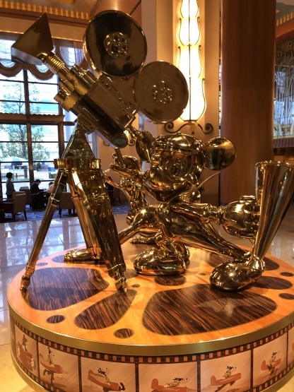 休業前 滑り込み アンバサダーホテル ハイピリオンラウンジ 東京ディズニーリポート