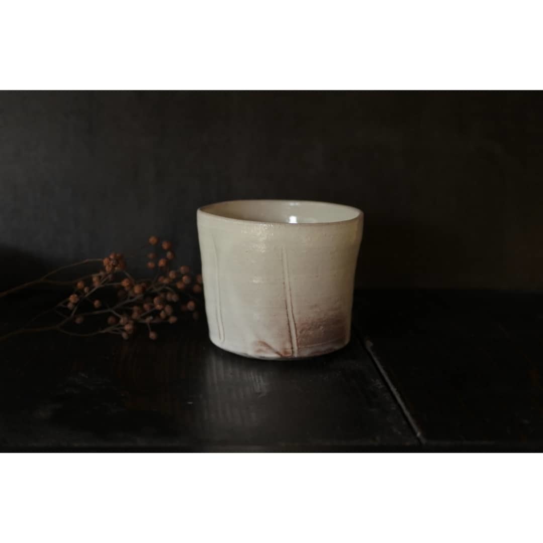 島るり子さんのweb展明日まで : ゆくり 器と暮らす日々