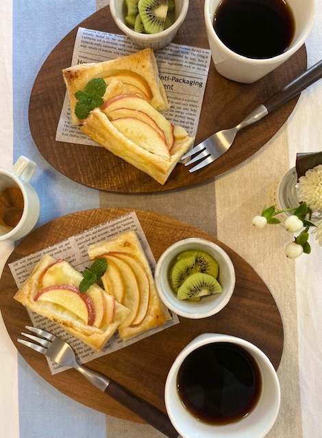 Oyatsu 甘いものが欲しくて 簡単手作りアップルパイ Living Seed Oyatsu 甘いものが欲しくて 簡単手作りアップルパイ Living Seed
