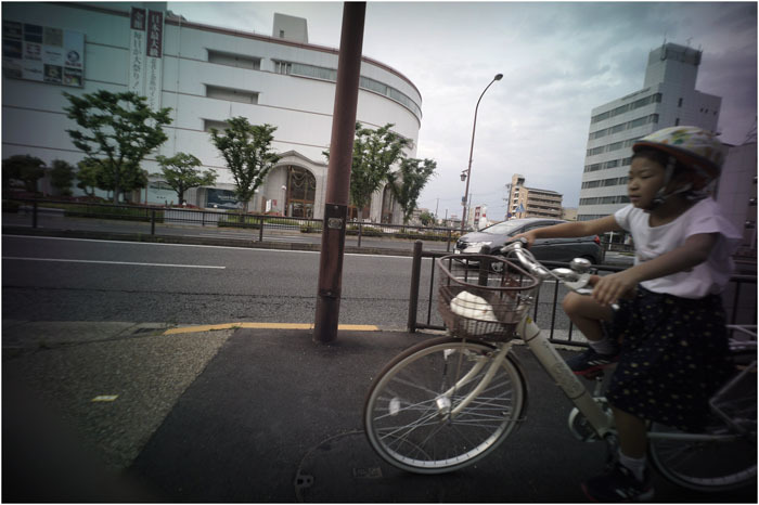 875.02 生き生きと(2020年5月30日ホロゴン15mmF8は勝手知ったる奈良町をのびのび散歩)2 心に音楽を_c0168172_00484349.jpg