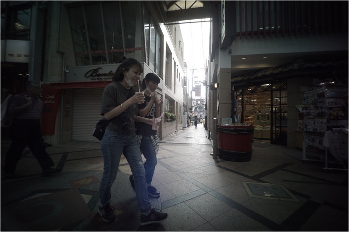 875.02 生き生きと(2020年5月30日ホロゴン15mmF8は勝手知ったる奈良町をのびのび散歩)2 心に音楽を_c0168172_00550201.jpg