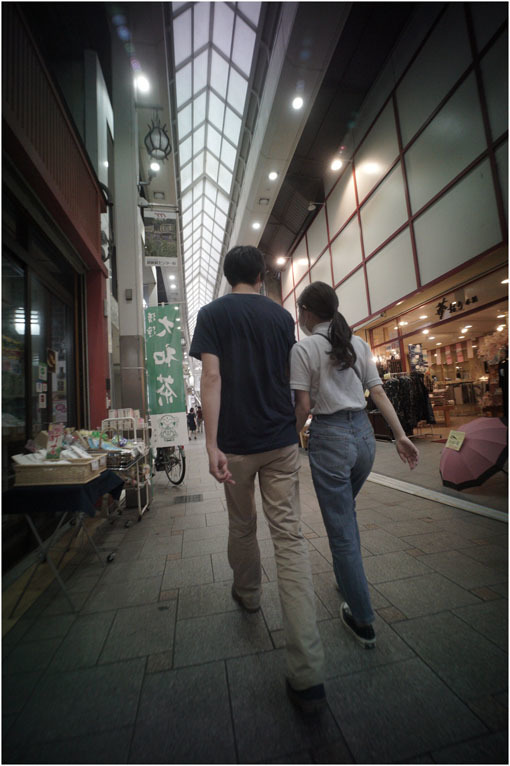 875.02 生き生きと(2020年5月30日ホロゴン15mmF8は勝手知ったる奈良町をのびのび散歩)2 心に音楽を_c0168172_01105658.jpg